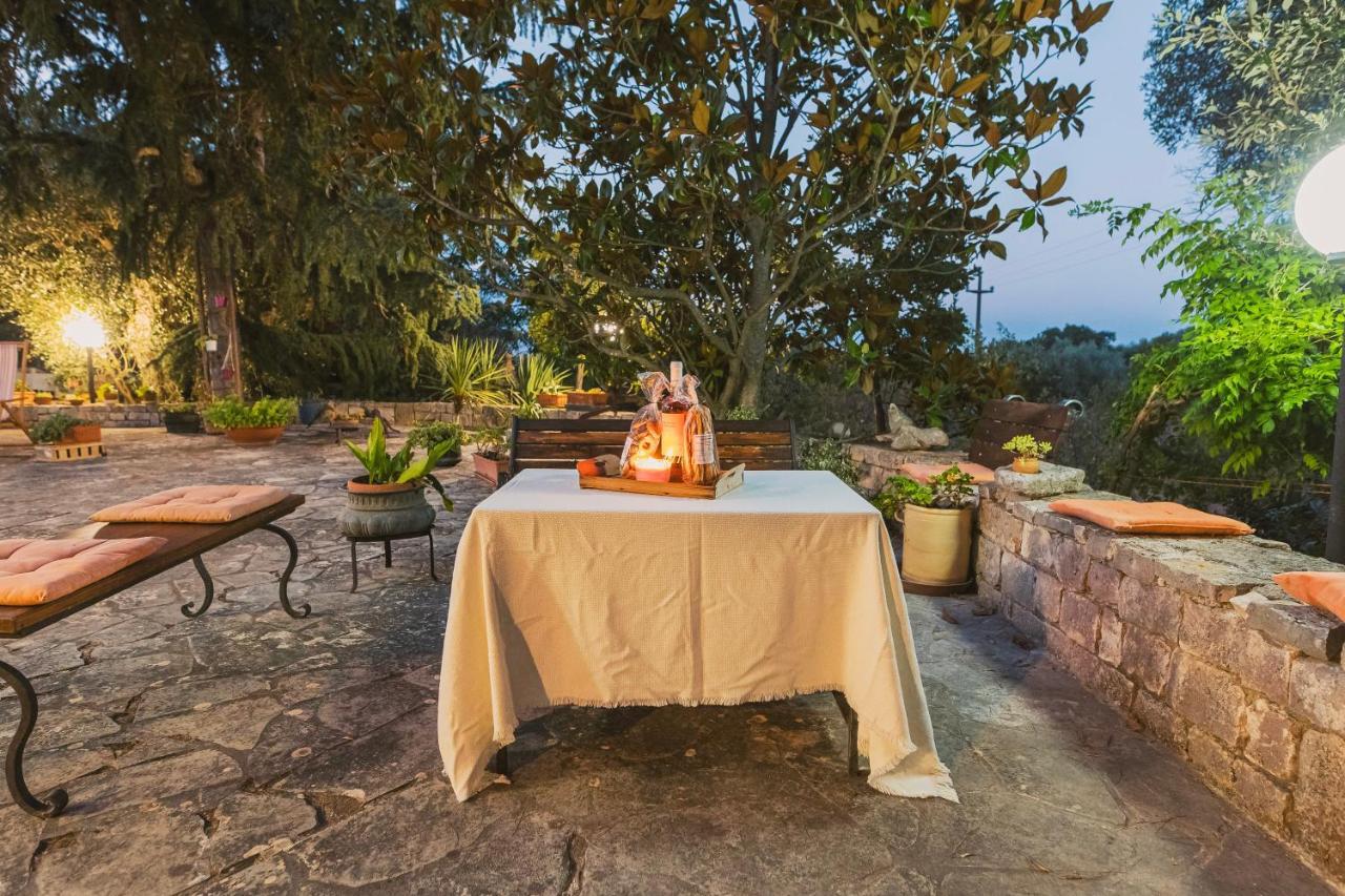 Trulli Country House Carla'S Secret Castellana Grotte Extérieur photo